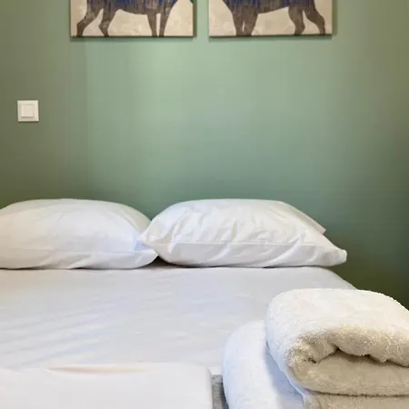 Trion Ierarchon Modern 3 Bdr In Petralona